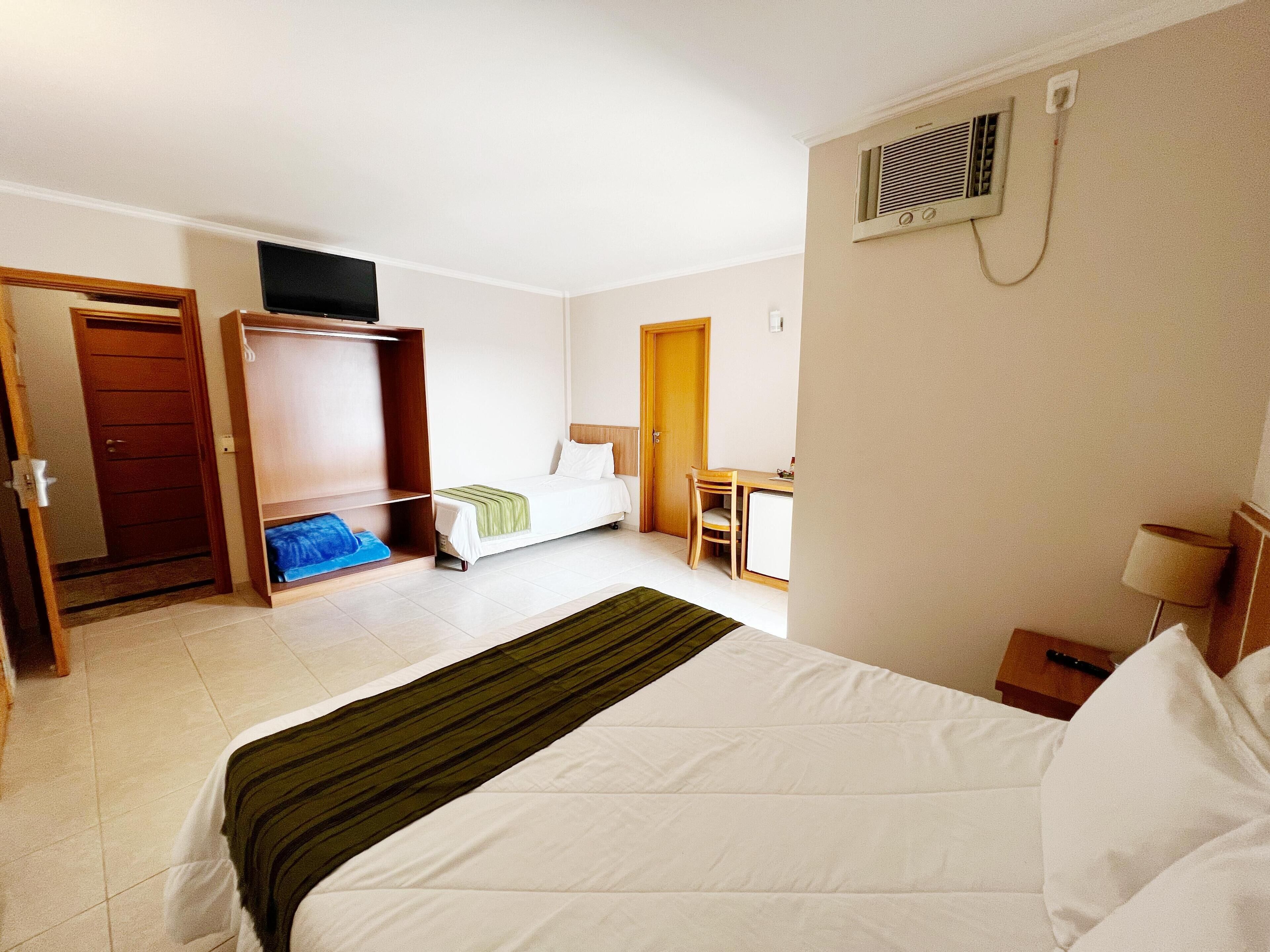 premium room | 1 bedroom, premium bedding, pillow-top beds, minibar