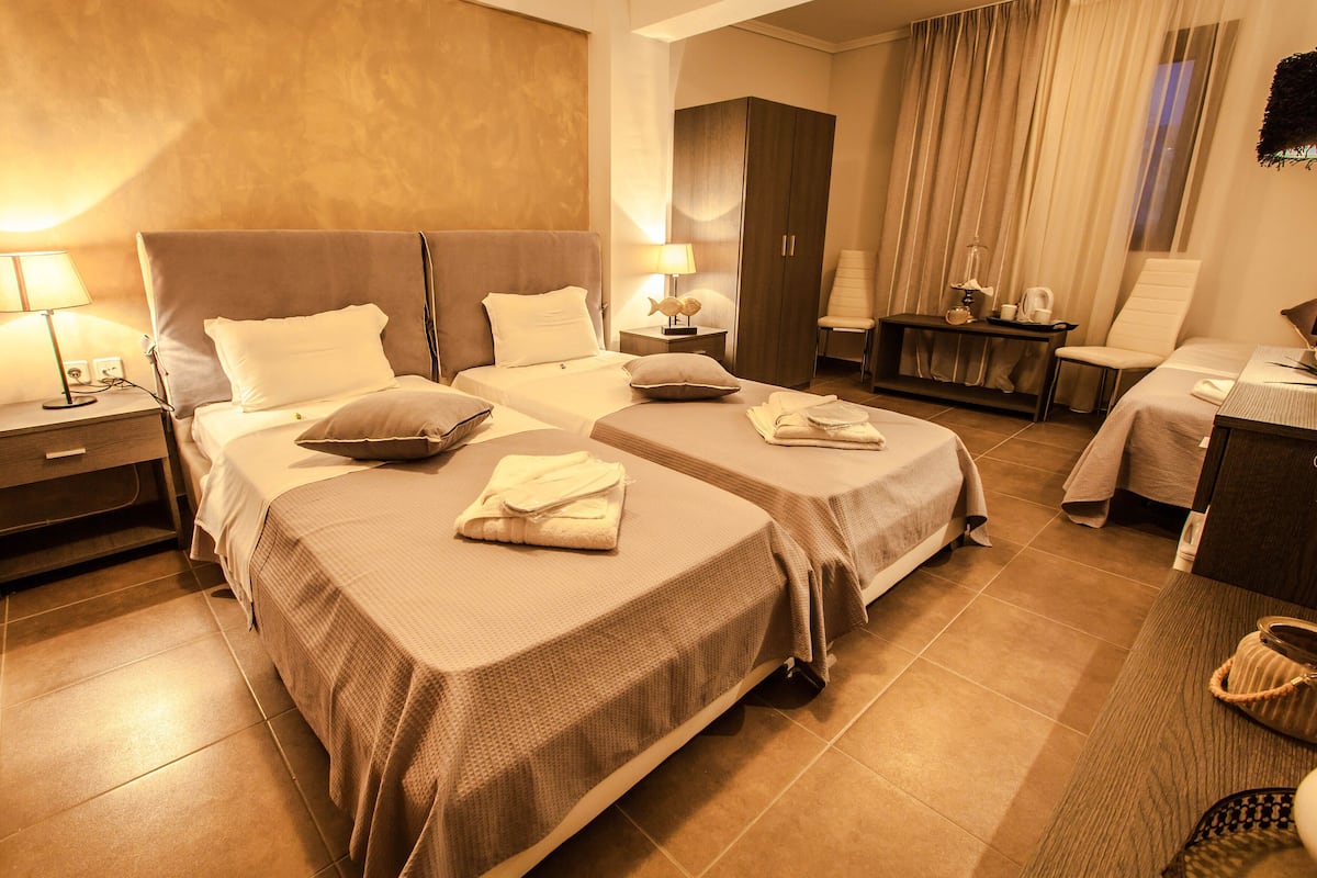 Triple Room, City View