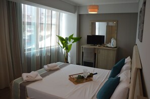 Double Room, Sea View | Living area | Flat-screen TV - Aqua Mare Sea Side (Nea Propontida)