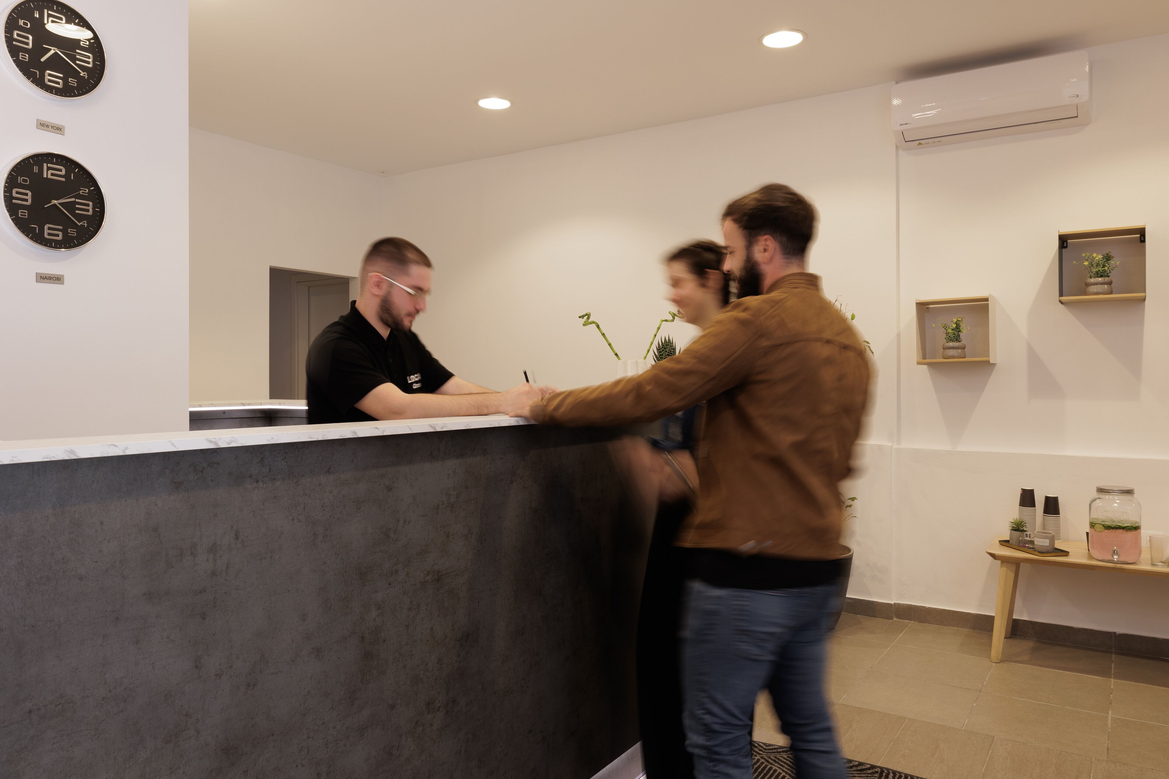 Foto - Local Hostel & Suites