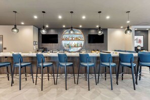 Dining - DoubleTree by Hilton Summerville Nexton (Summerville)