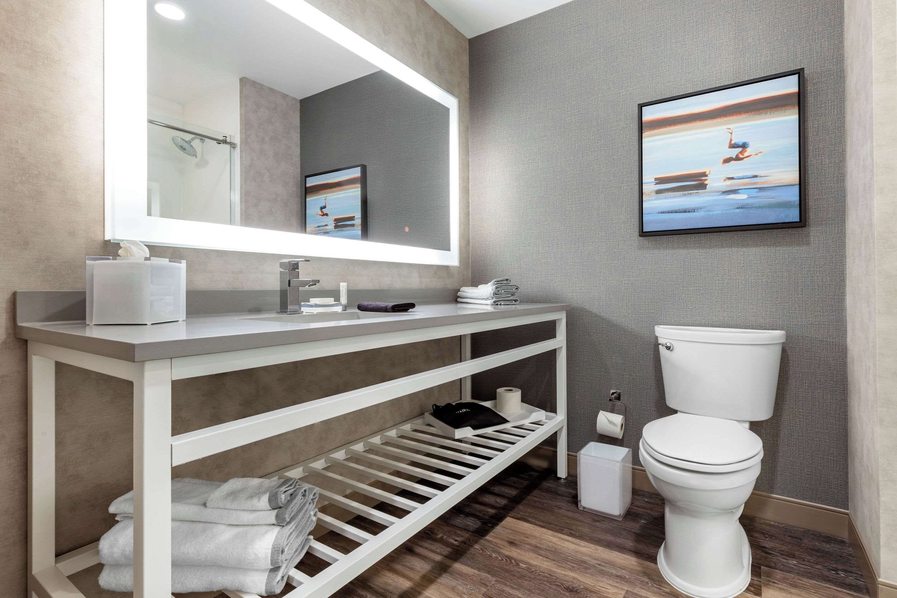 1 bedroom, in-room safe, desk, laptop workspace