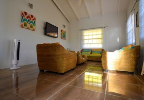 Superior Apartment | Living room | LED TV - Frenz (Soufrière)