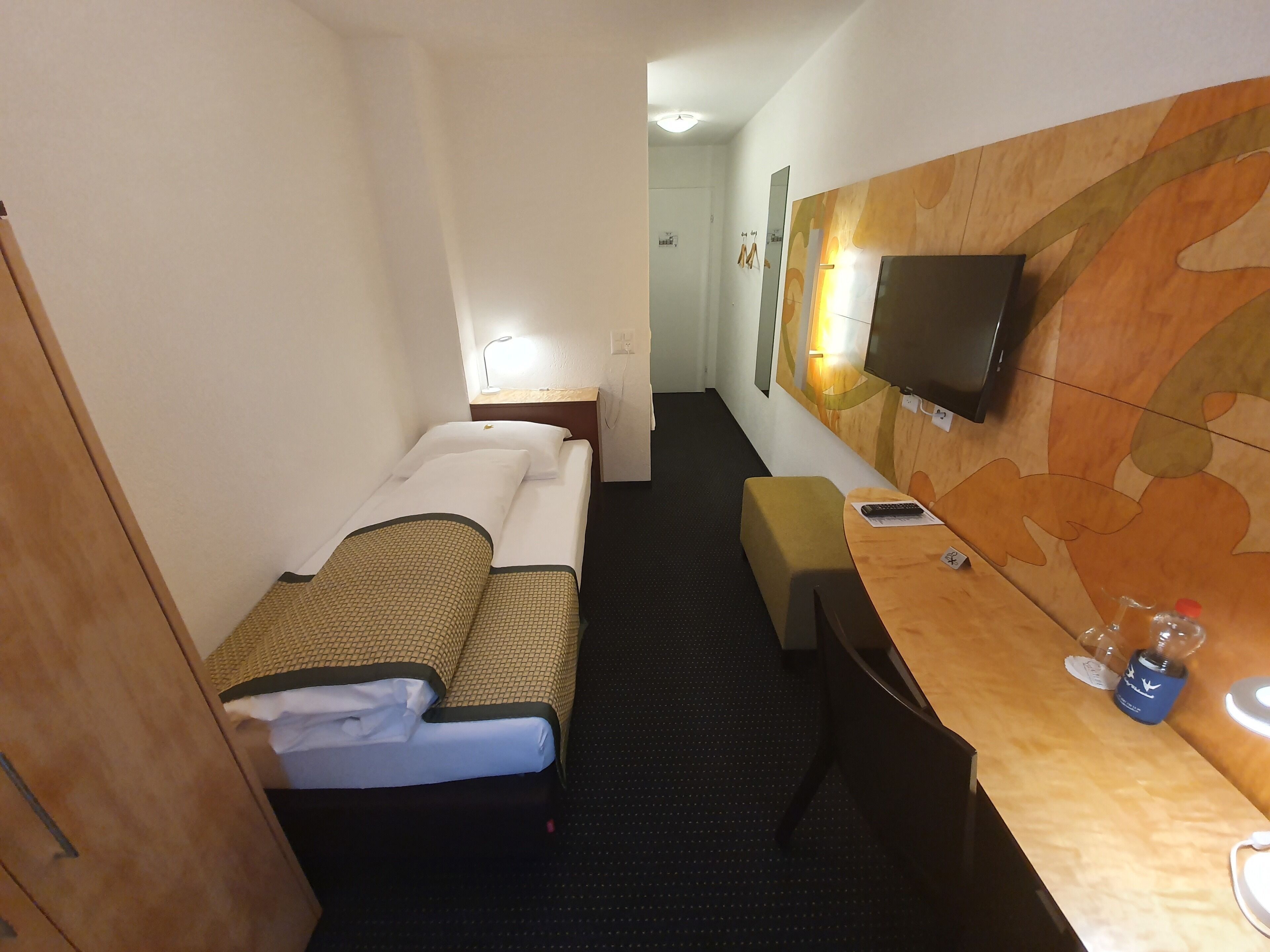Soundproofing, free cots/infant beds, free WiFi, bed sheets