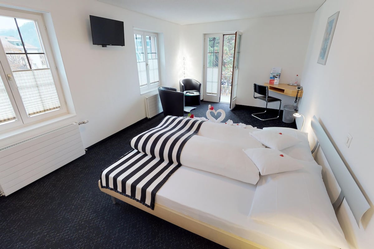 premium double room | soundproofing, free cots/infant beds, free wifi, bed sheets