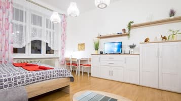 1 chambre, bureau, fer et planche Ă  repasser, Wi-Fi