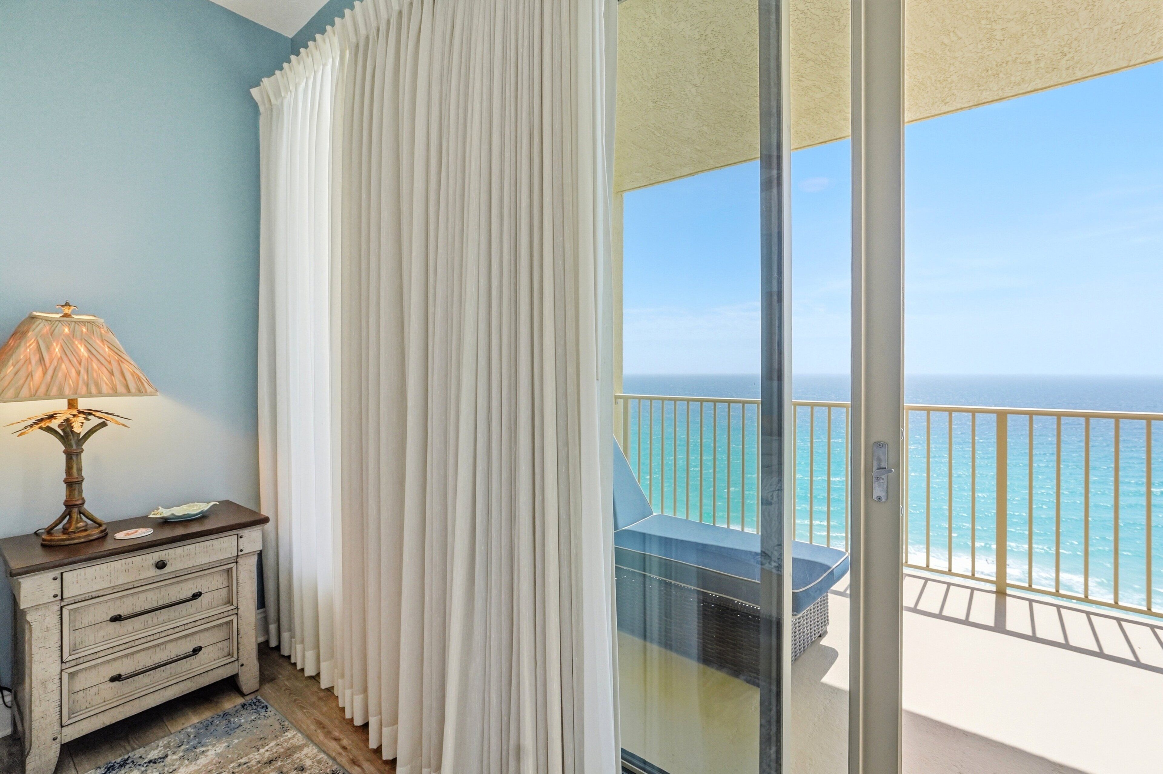 Condo, 2 Bedrooms | Interior