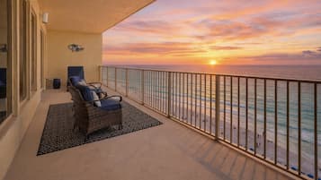 Condo, 2 Bedrooms | Terrace/patio