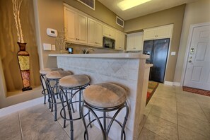 Condo, 2 Bedrooms | Private kitchen