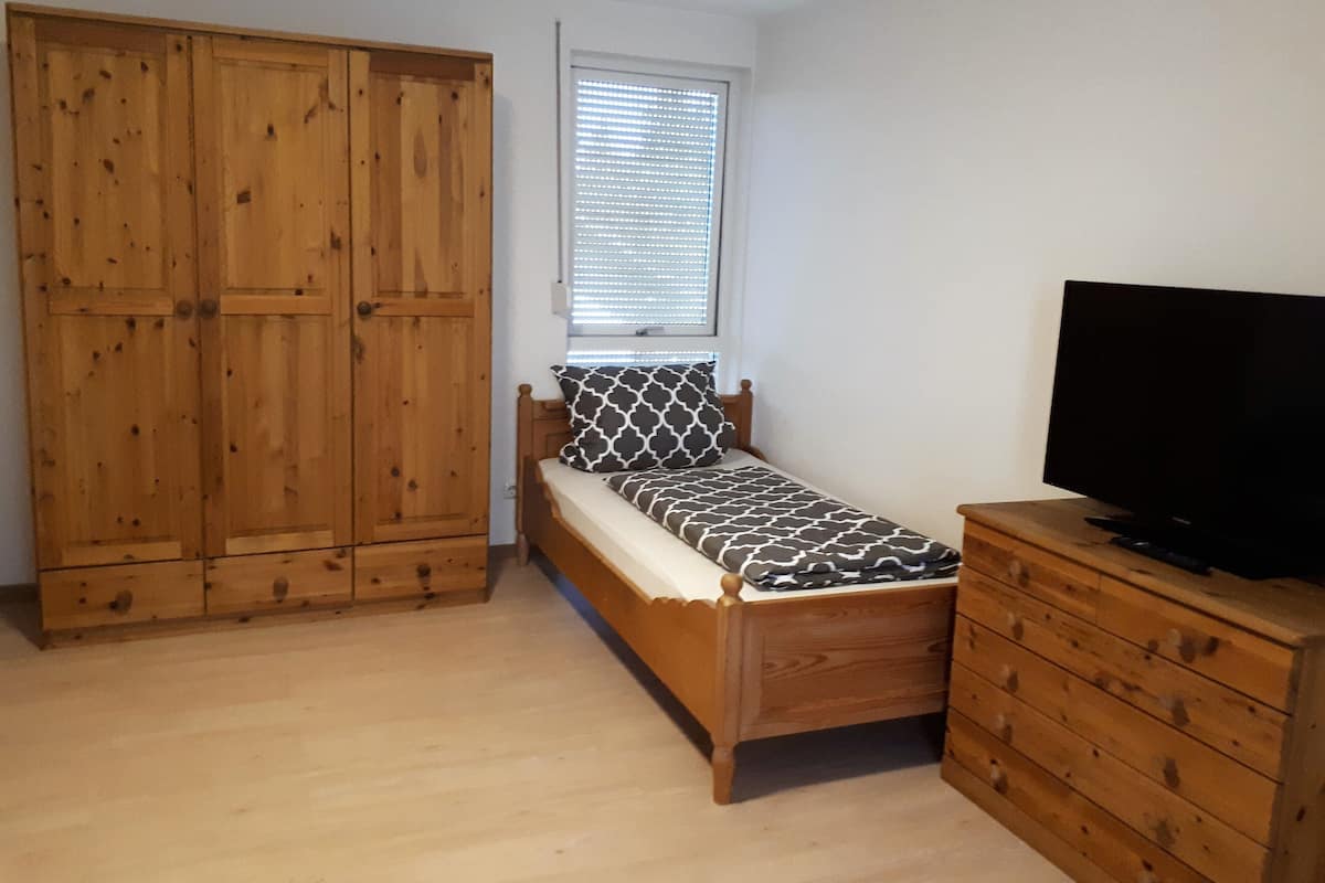Deluxe Double or Twin Room (Nr. 10) | 1 bedroom, free WiFi, bed sheets