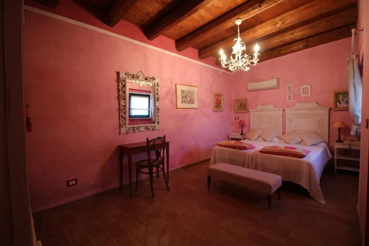 Apartment, 1 Bedroom (Rossini) | 1 bilik tidur, Wi-fi percuma, cadar katil 