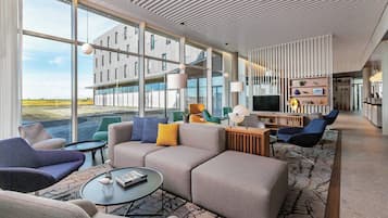 Bar lounge
