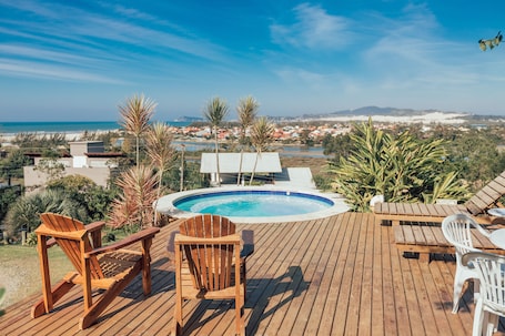 Vista a la ciudad. Chalés & Bangalôs Ibiraquera