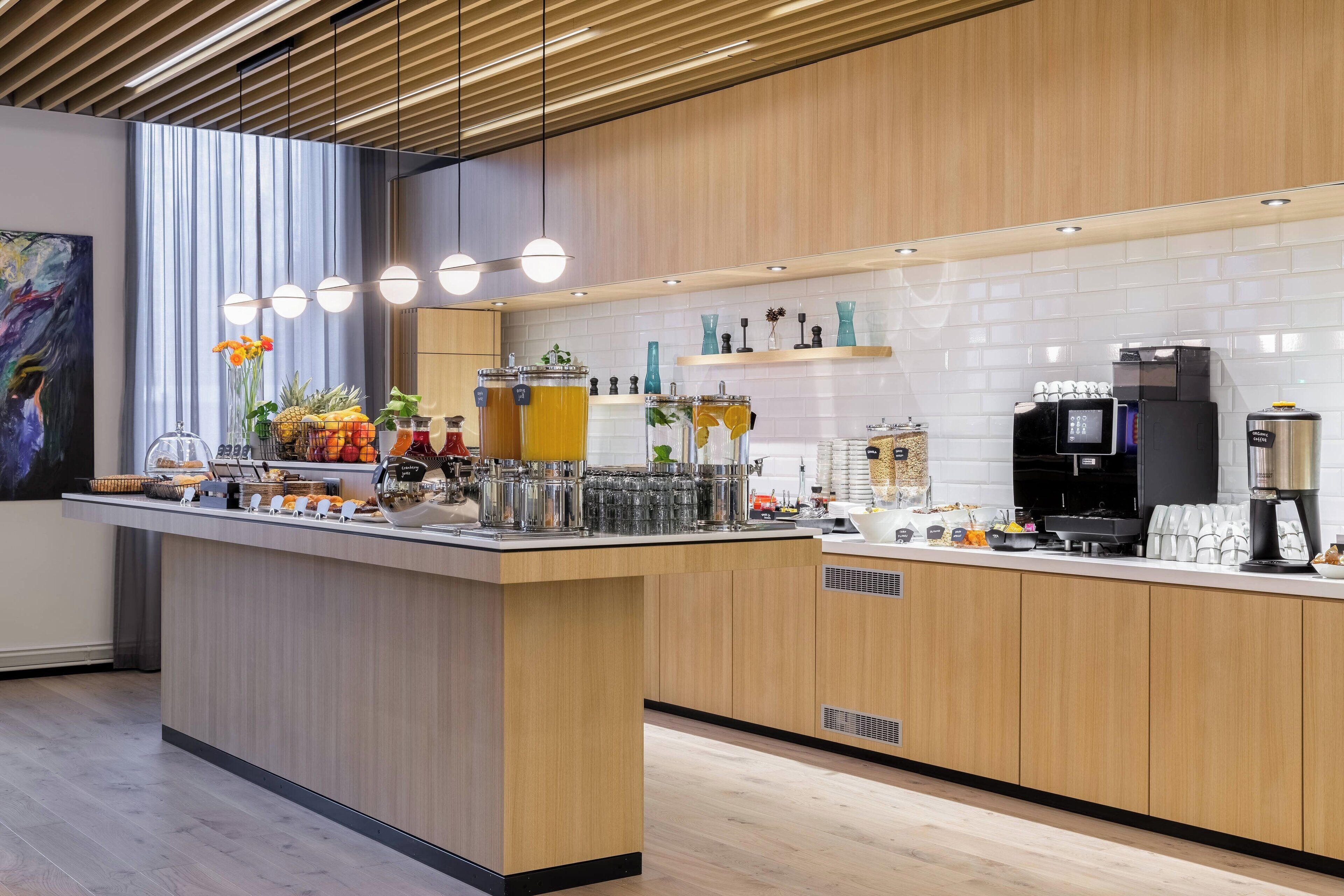 daily buffet breakfast (eur 20 per person)