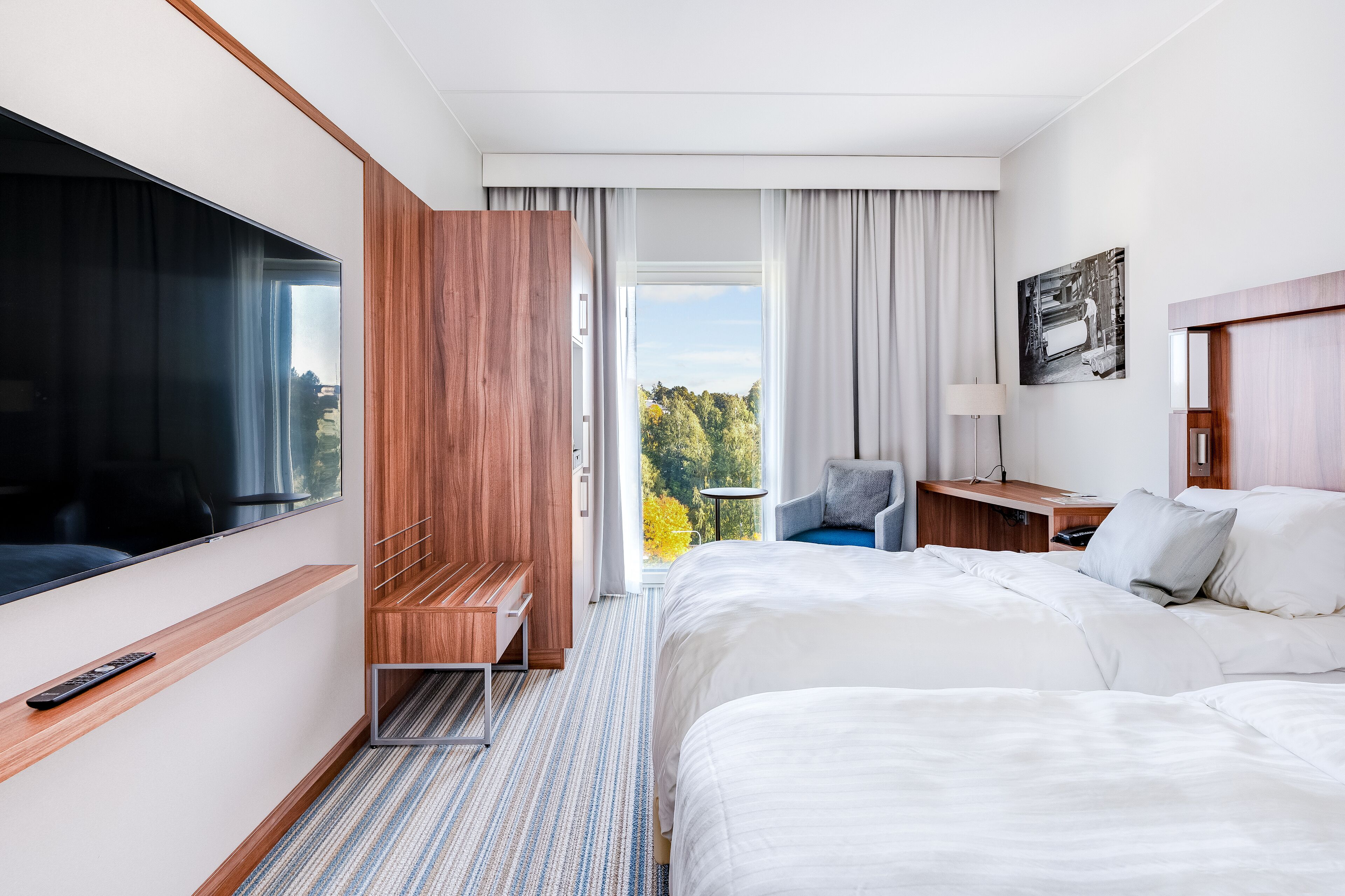 standard room, 2 single beds, non smoking | 1 bedroom, desk, laptop workspace, soundproofing