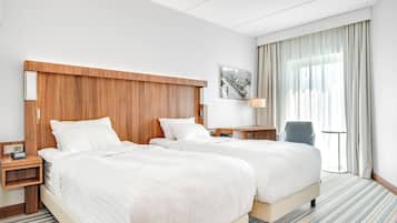 Standardzimmer, 2 Einzelbetten, Nichtraucher | Schreibtisch, laptopgeeigneter Arbeitsplatz, schallisolierte Zimmer