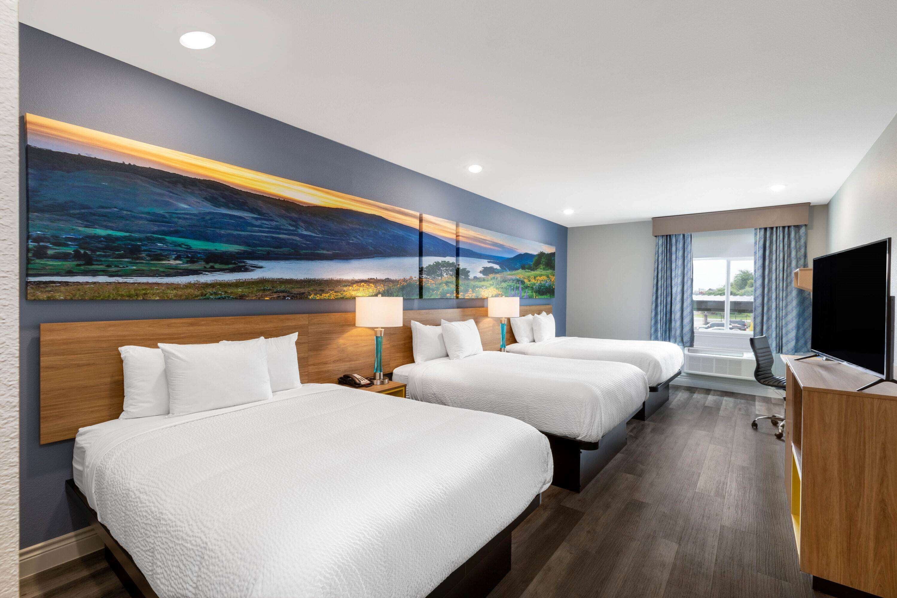 Photo - Days Inn & Suites by Wyndham Downtown/University of Houston