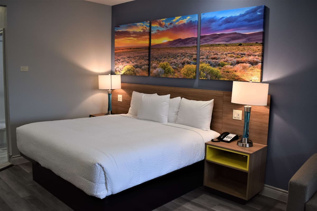 Egyptian cotton sheets, premium bedding, individually decorated