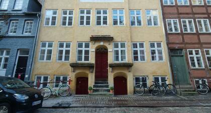 Central Canal Apartments 5