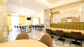 Daily buffet breakfast (EUR 30 per person)