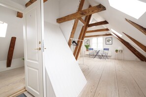 City-studiolejlighed | Individuelt design, individuel indretning, strygejern/strygebræt