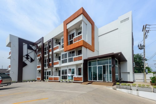 O2 Hotel Sakonnakhon
