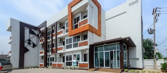 O2 Hotel Sakonnakhon