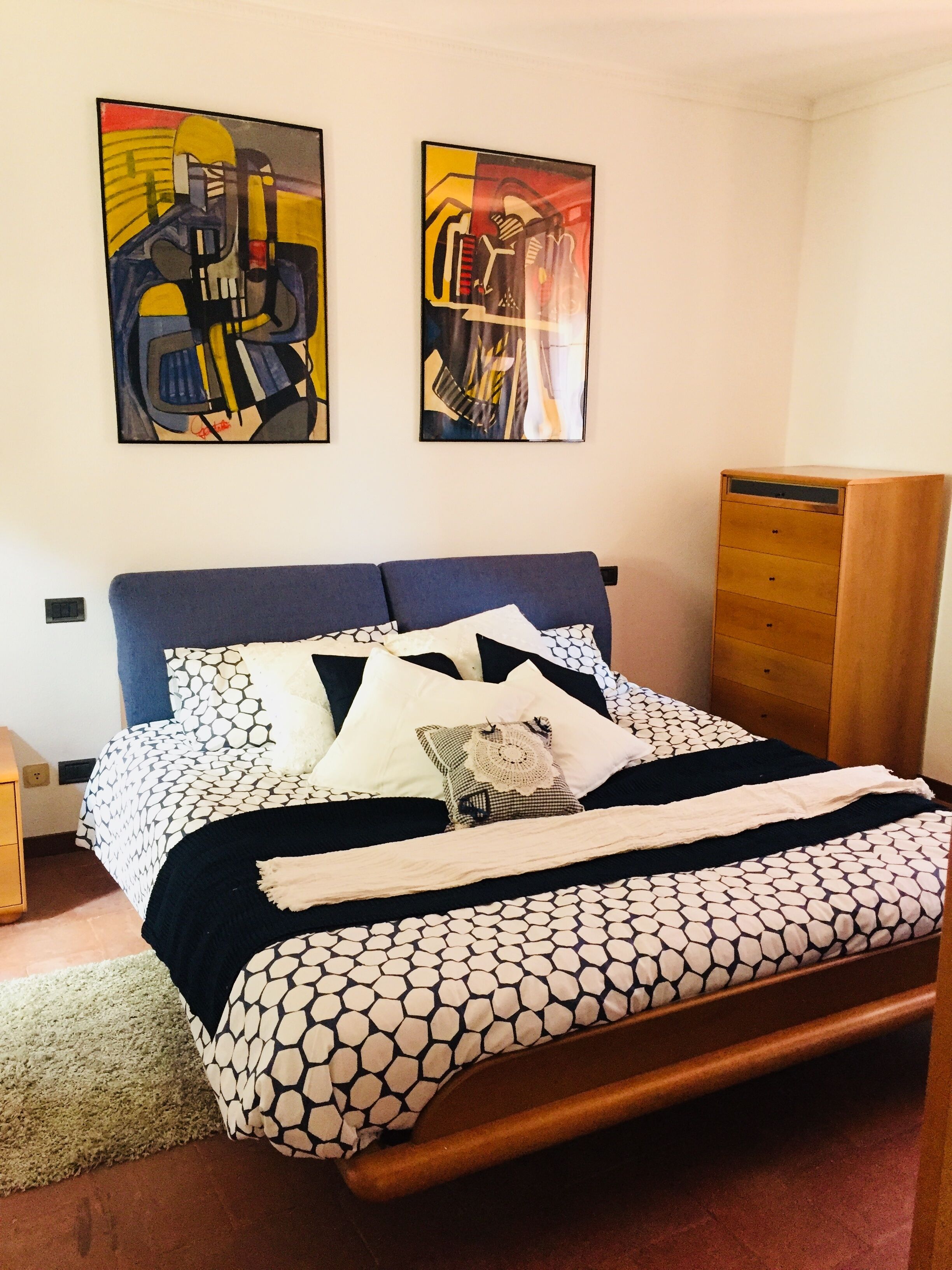 2 Schlafzimmer, Schreibtisch, Bügeleisen/Bügelbrett, WLAN