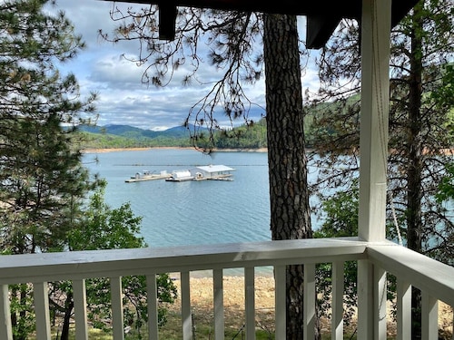 Best Lakefront Location on Shasta Lake - Marina   - Shasta Lakeshore Retreat #3