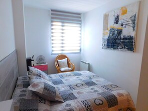 2 bedrooms, iron/ironing board - A207 Apartment in the center of Roses with private parking, near the beach of Roses (Roses, Girona)