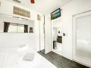 2 bedrooms, in-room safe, desk, iron/ironing board - 2 BR at PgaVillageResort by AmericanVacationLiving (Port St. Lucie)