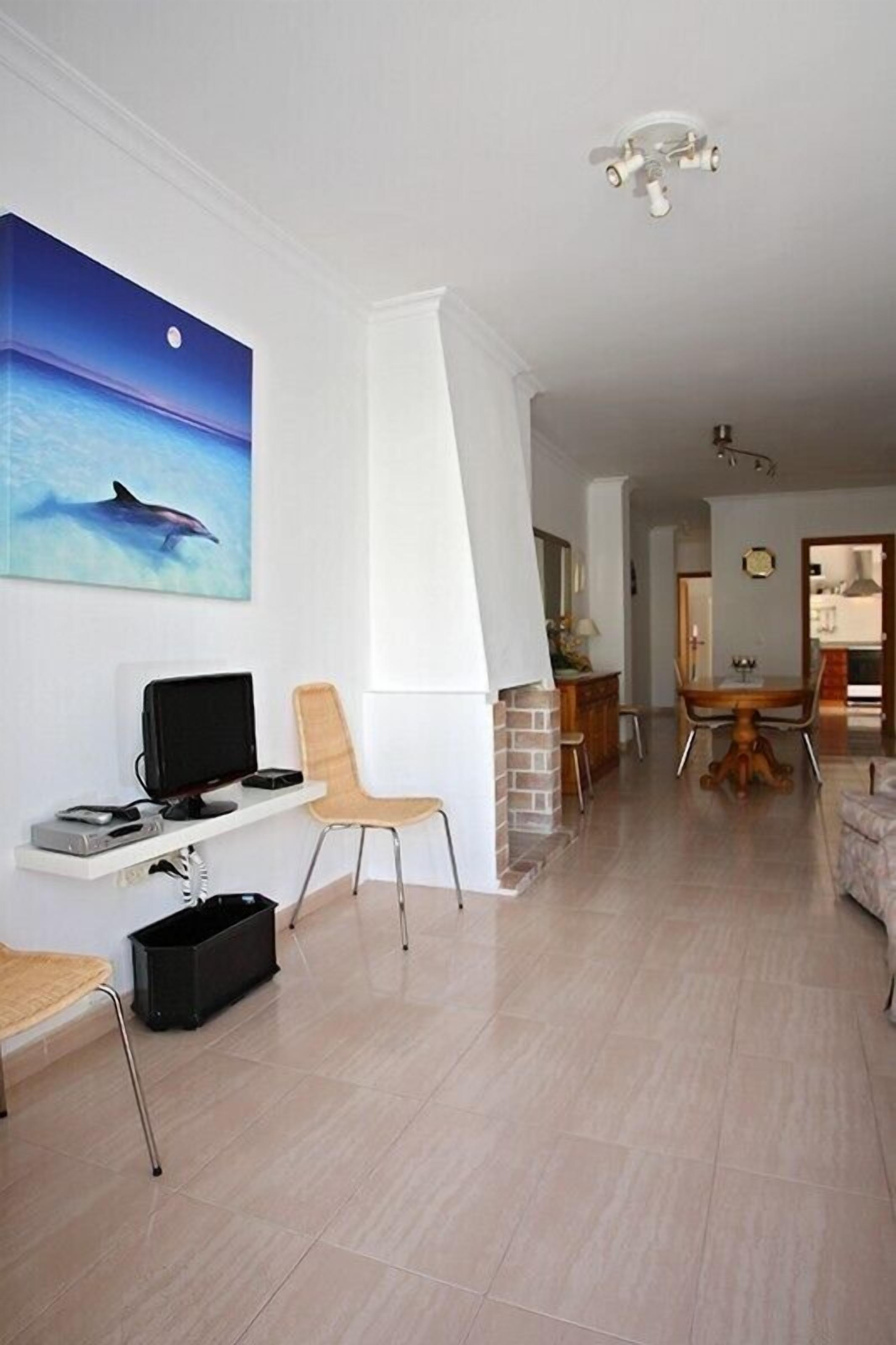 BEAUTIFUL HOUSE NEAR THE SEA