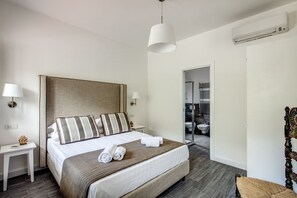 5 Schlafzimmer, Bügeleisen/Bügelbrett, Babybetten, kostenloses WLAN