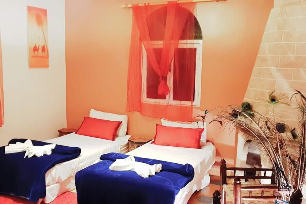 Suite | 2 bilik tidur, bar mini, langsir/tirai gelap terus, kalis bunyi 