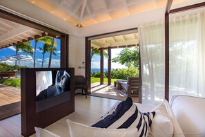 Fernseher, Stereoanlage