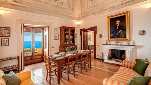 Villa, 3 soverom | Spisestue