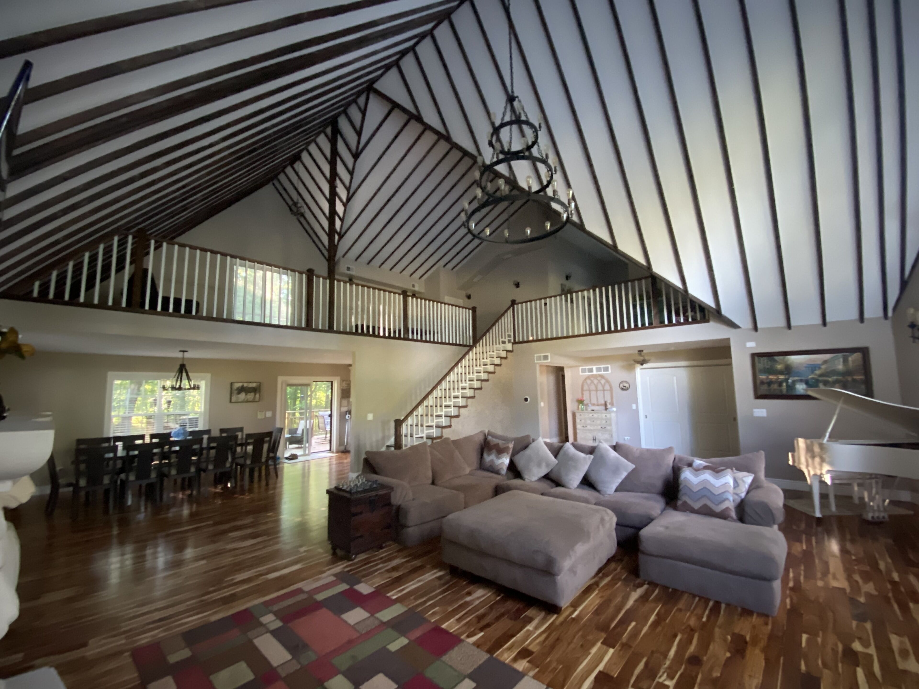 Perfect getaway minutes away from Maxinkuckee Lake & Culver Academy!