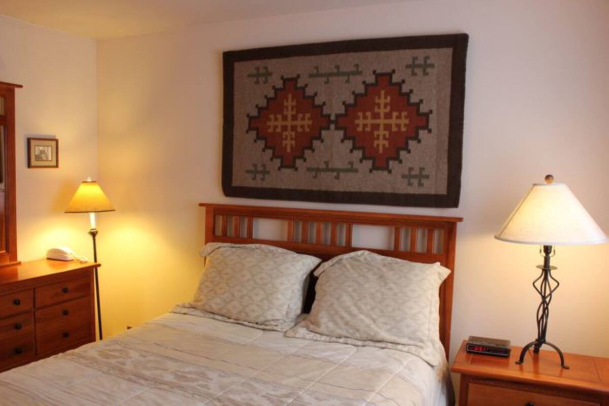 Condo, 1 Bedroom (Stillwater) | Bed sheets