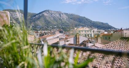 2 piÚces climatisées avec grande terrasse - Centre Toulon