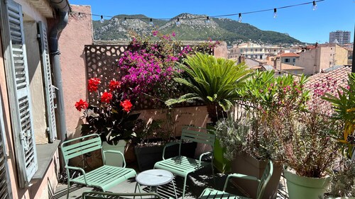 2 klimatisierte Zimmer mit Terrasse - Zentrum von Toulon