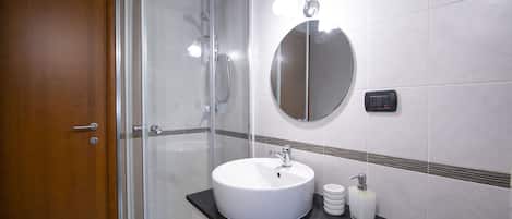 Double Room, Valley View (Stregatto) | Bathroom | Hair dryer, bidet, towels, shampoo