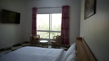 7 bedrooms, iron/ironing board, WiFi