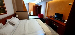 Studio Suite | Minibar, in-room safe, soundproofing, rollaway beds - Nov Hotel (Tirana)