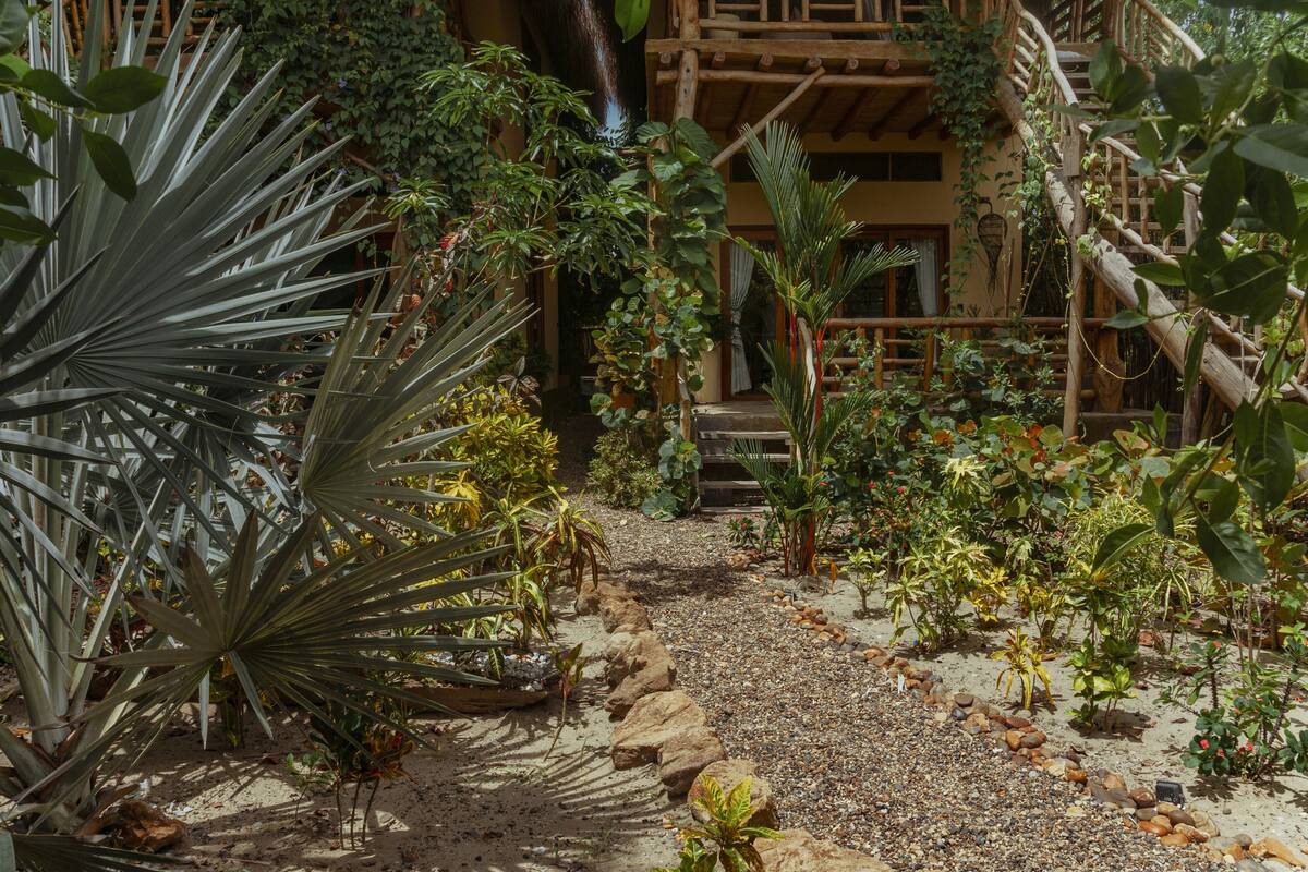 Cabin Elite | Hiên