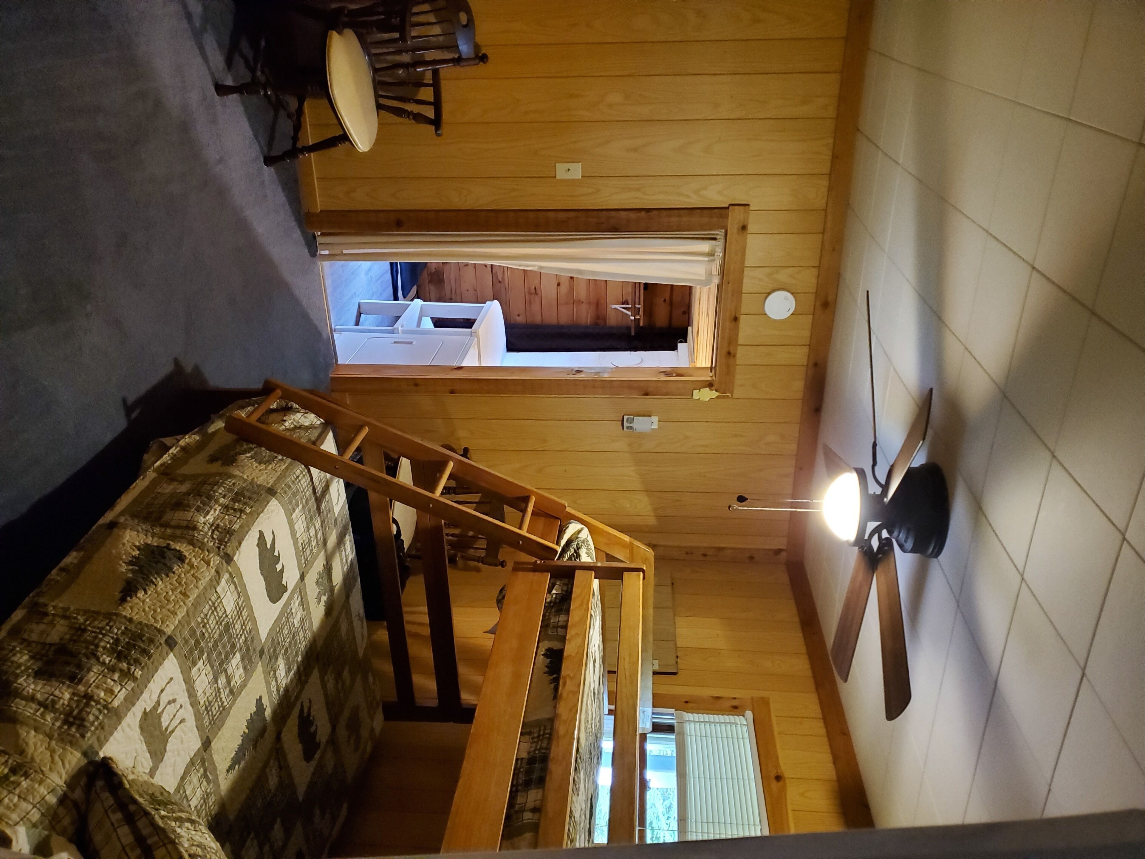 Cabin on lake close to ATV & snowmobile trails