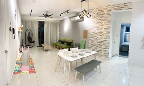 Interior - To feel at Home, Stay at Cozy Home (Georgetown)