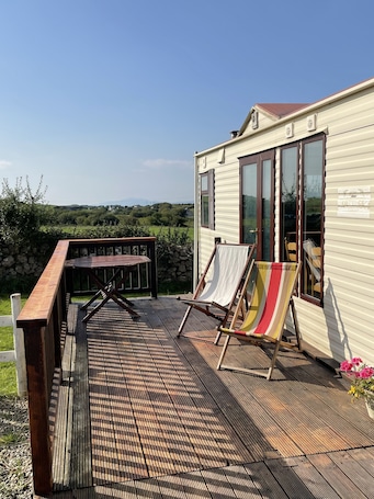 Cabin | Balcony