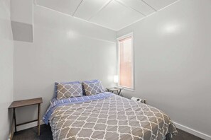 4 soverom, strykejern/-brett, reiseseng for barn og wi-fi