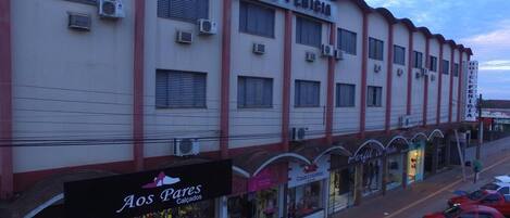 Framhlið gististaðar