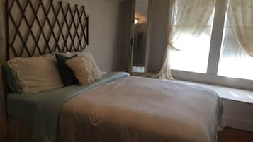 1 bedroom, WiFi, bed sheets